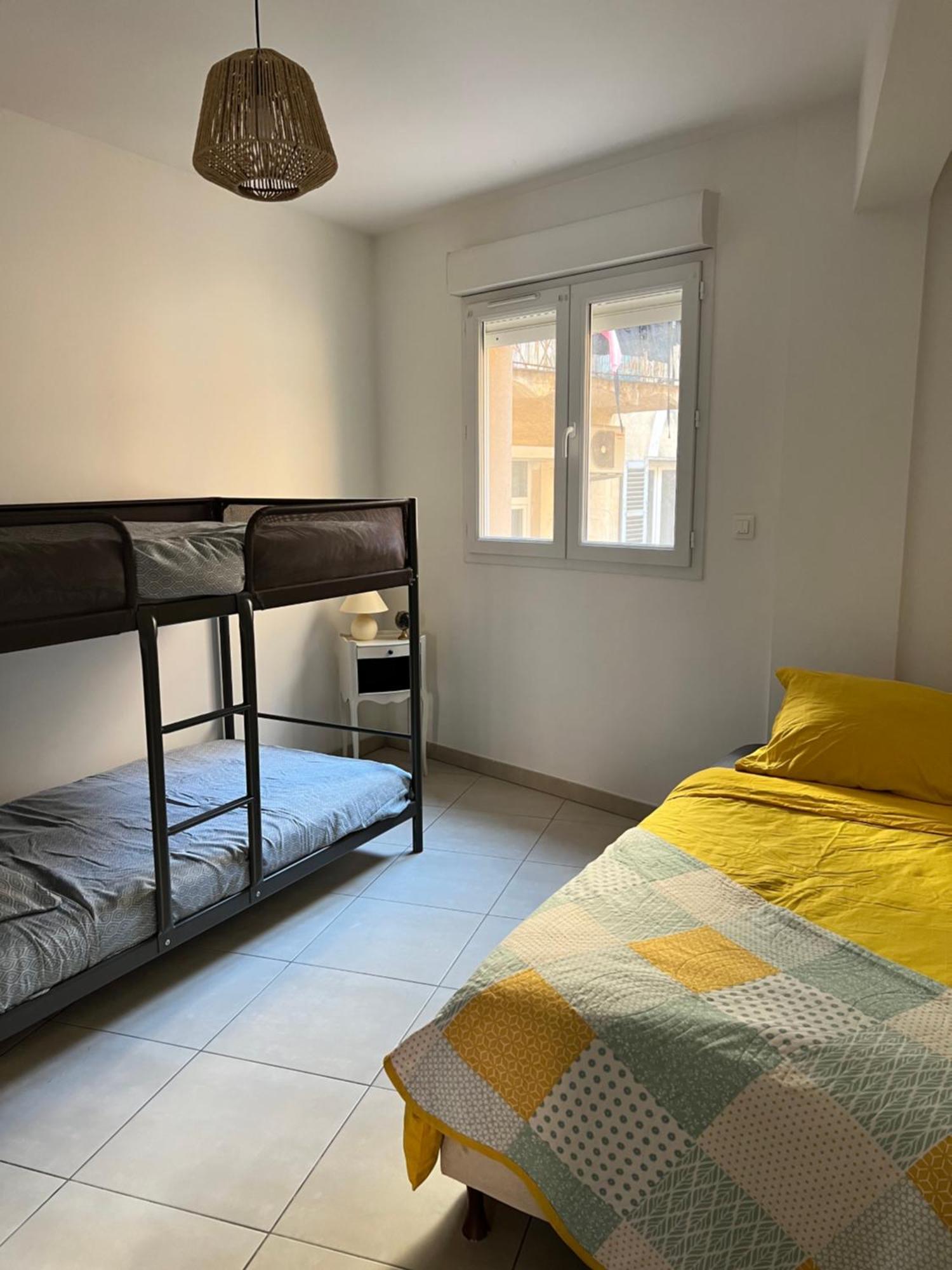 Appartamento T3 Pres Du Port Ajaccio (Corsica)